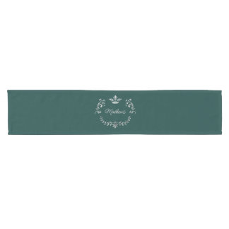 Camino De Mesa Corto Escudo de la Corona verde azulada personalizada