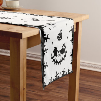 Camino De Mesa Corto Halloween Scary Pumpkin Witch Black and White