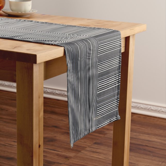 Camino De Mesa Corto HAMbyWG Table Runner - Blanco y negro moderno (In Situ)