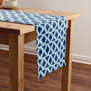 Camino De Mesa Corto Ikat Aztec Tribal Indigo y Azul claro