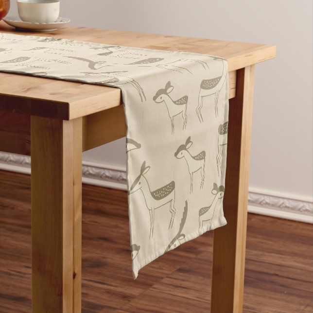 Camino De Mesa Corto Modern Deer Illustration Beige Pattern (In Situ)