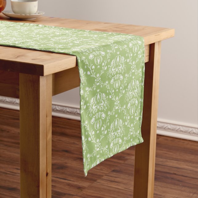Camino De Mesa Corto Moss Green Damask (In Situ)