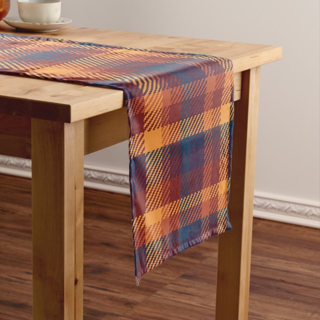 Camino De Mesa Corto Otoño otoñal Tones terrestres Tweed Plaid Pattern (In Situ)