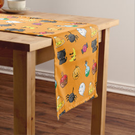 Camino De Mesa Corto Patrón de Halloween con fondo naranja