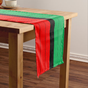 Camino De Mesa Corto Patrón rayado Kwanzaa Red Black Green Kinara