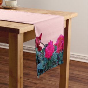 CAMINO DE MESA CORTO ROSES ROJOS TABLECLOTH