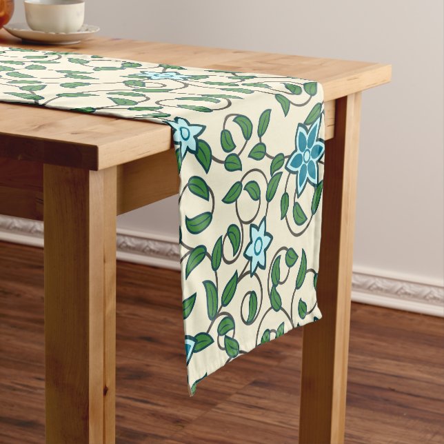 Camino De Mesa Corto Seamless floral pattern on beige background (In Situ)