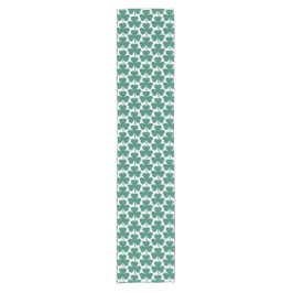Camino De Mesa Corto Shamrock Shape Plaid Classic Green Table Runner