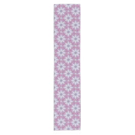 Camino De Mesa Corto Sombras de color morado PinWheeler Table Runner