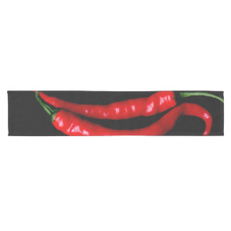Camino De Mesa Corto Trcna de los Cuatro Chilies Rojos