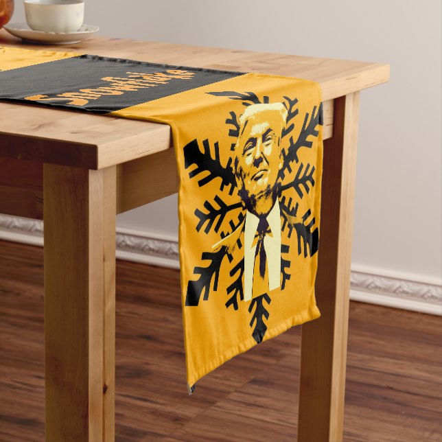 Camino De Mesa Corto Trump/Snowflake Table Runner (In Situ)