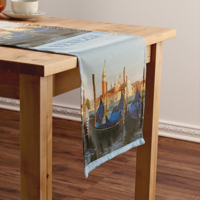Camino De Mesa Corto Venecia Italia Table Runner (In Situ)