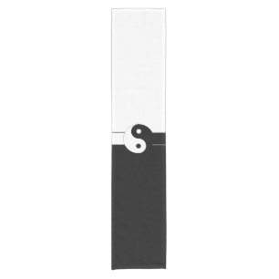 Camino De Mesa Corto Yin yang