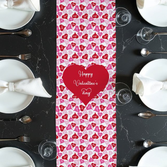 Camino De Mesa Largo Classic Red Hearts Table Runner Love Gift (Classic Red Hearts Table Runner Love Gift)