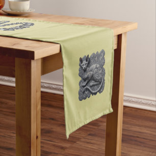 Camino De Mesa Largo Gris Sphynx Paisley y diamantes negros