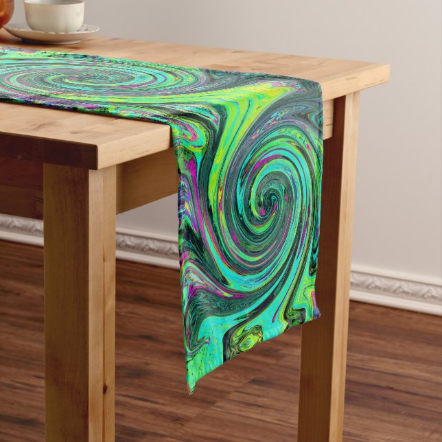 Camino De Mesa Largo Groovy Resumen Retro Green y Magenta Swirl (In Situ)