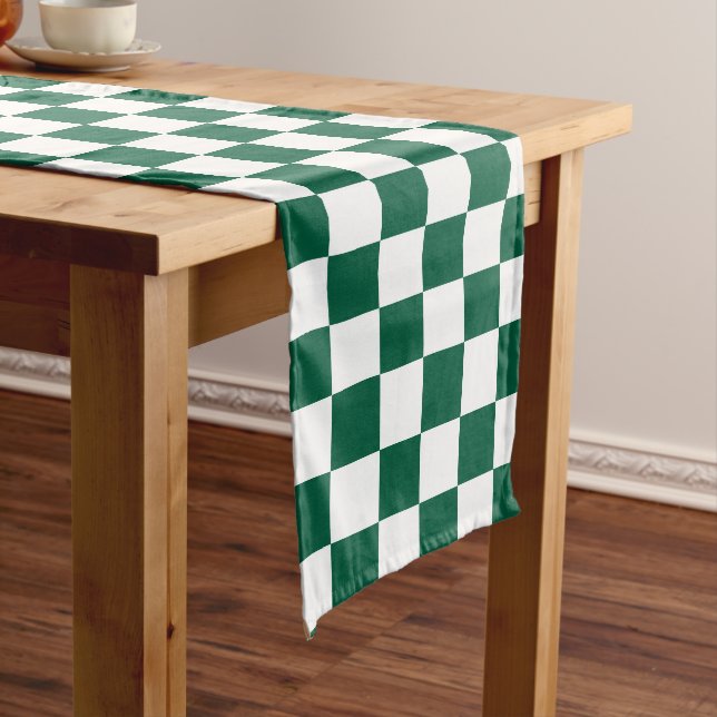 Camino De Mesa Largo Hunter Green y White Checkered (In Situ)