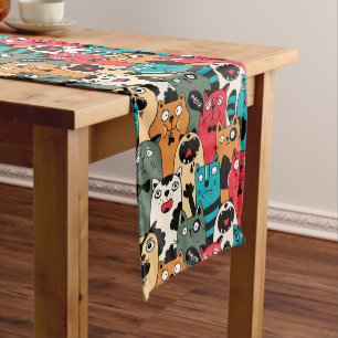 Camino De Mesa Largo La multitud de gatos