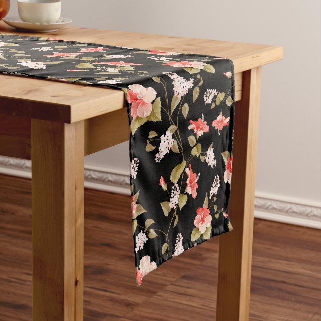 Camino De Mesa Largo lila (In Situ)