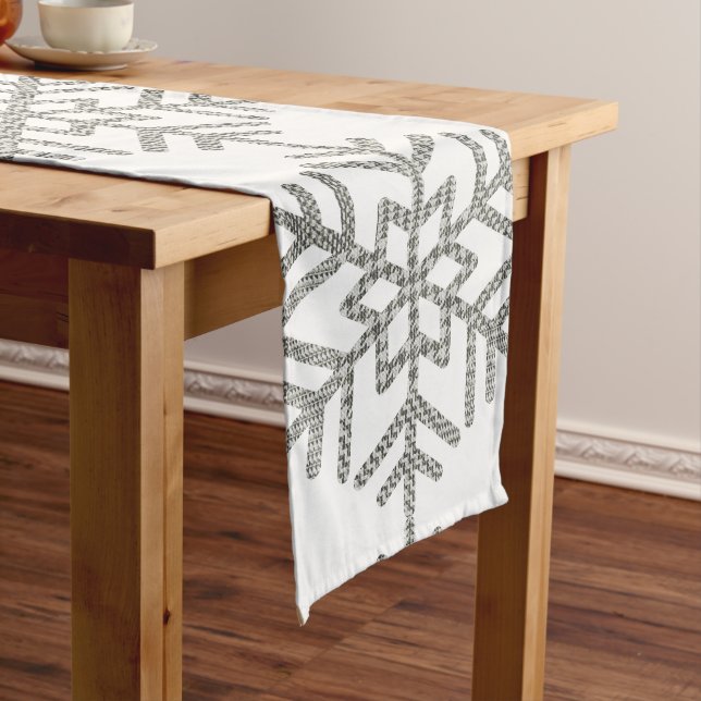 Camino De Mesa Largo Navidades Houndstoth Snowflakes Moda (In Situ)