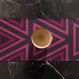 Camino De Mesa Largo Patrón de triángulos rosados