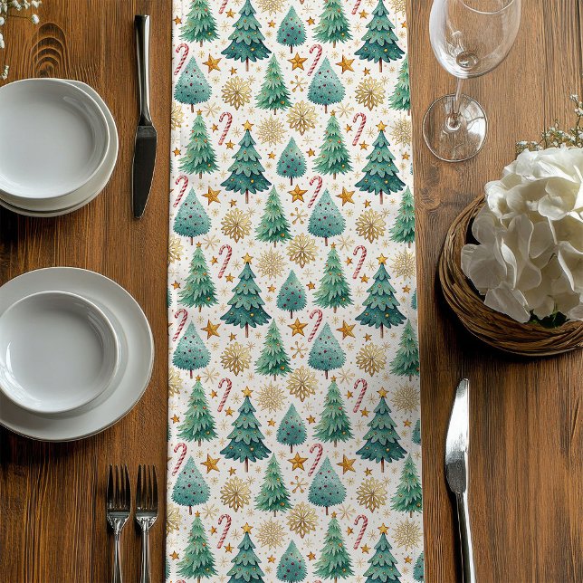 Camino De Mesa Mediano Chic Christmas Trees Holiday Dining Table Runner (Chic Christmas Trees Holiday Dining Table Runner)