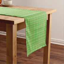 Corredor de mesa verde de plaid del Día de San Pat
