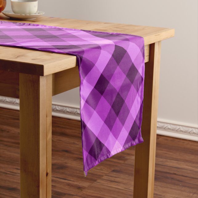 Camino De Mesa Mediano Elegante Orquídea Purple Plaid Medium Table Runner (In Situ)