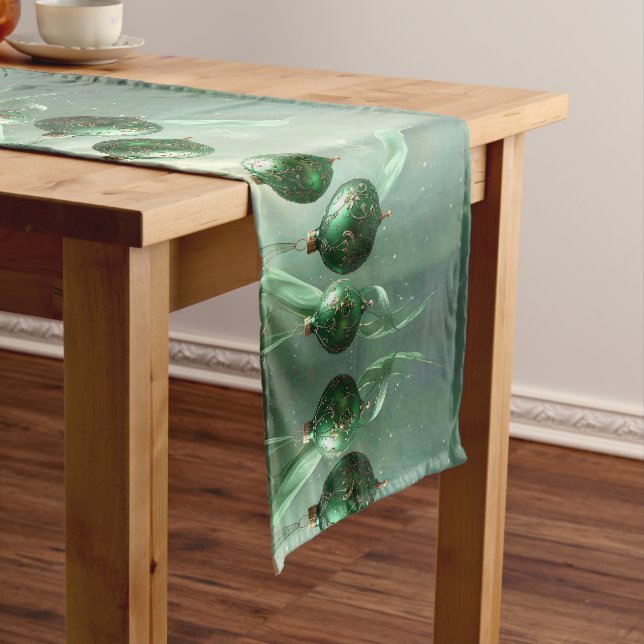 Camino De Mesa Mediano Green Christmas Ball Table Runner (In Situ)
