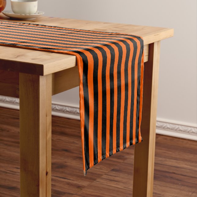 Camino De Mesa Mediano Halloween Calabaza Naranja Stripe Table Runner (In Situ)