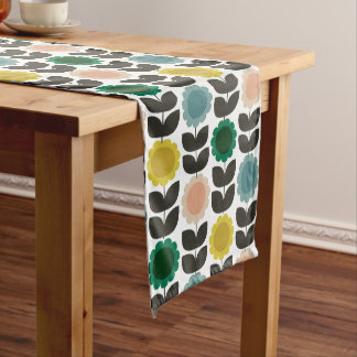 Camino De Mesa Mediano  Mid-Century Modern Colored Retro Groovy Flowers 