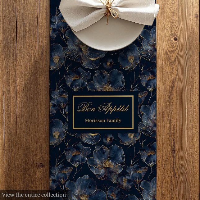 Camino De Mesa Mediano Modern Chic Custom Name Floral Table Linen (Modern Chic Custom Name Floral Table Linen Medium Table Runner)