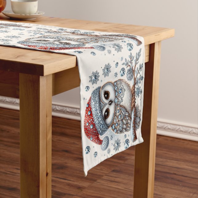 Camino De Mesa Mediano Navidad Owl Holiday Table Runner (In Situ)