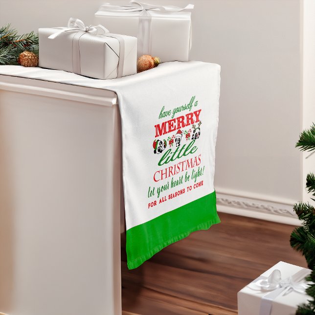 Camino De Mesa Mediano Pandas Navidades personalizados (Subido por el creador)