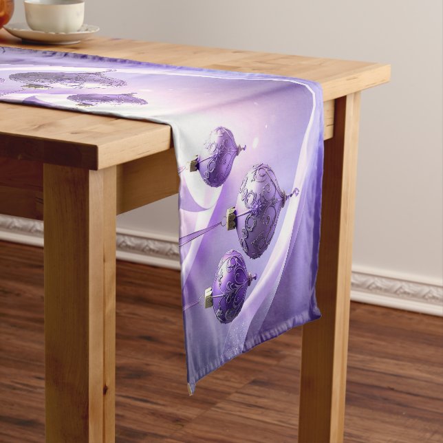 Camino De Mesa Mediano Purple Christmas Ball Holiday Table Runner (In Situ)