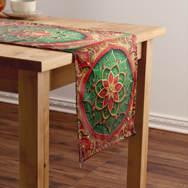 Camino De Mesa Mediano Red Green Decorative Holiday Table Runner (In Situ)