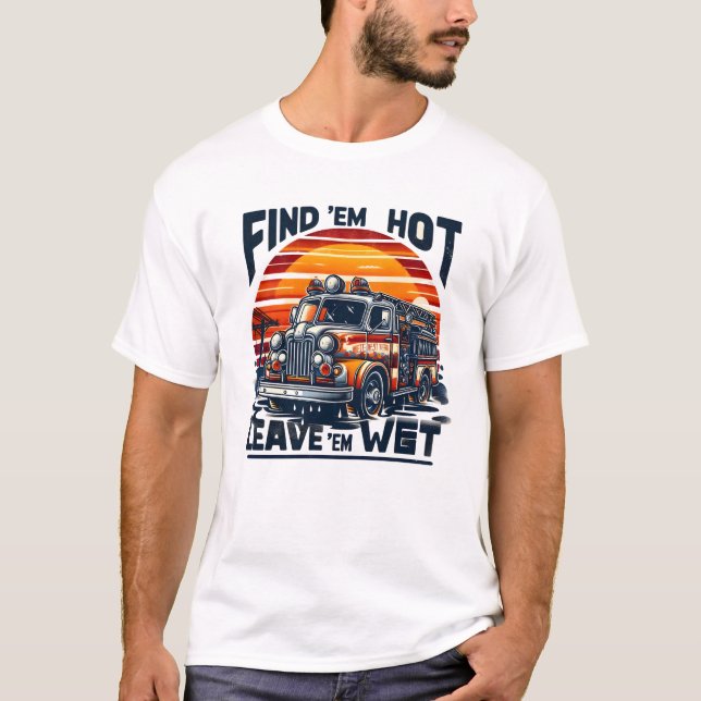 Camión de bomberos de época con camiseta gráfica d (Anverso)