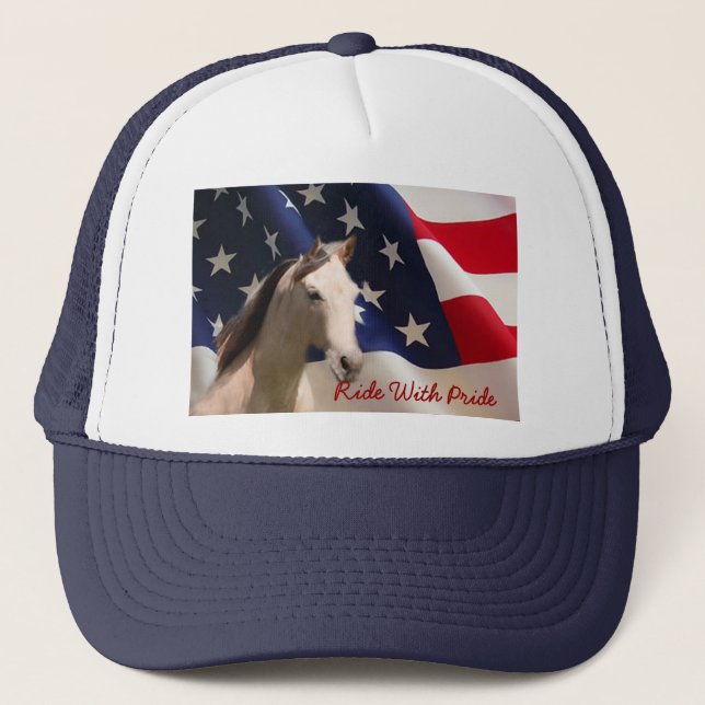 Camionero Caballo con el gorra de la bandera americana (Anverso)