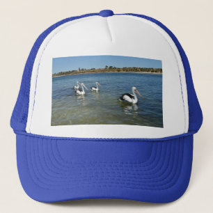 Camionero Cuatro Pelícanos Nadando En El Mar, Gorra De Camio