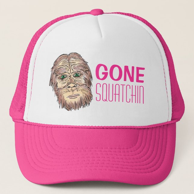 Camionero Gone Squatchin gorra de humor de pie gigante rosa (Anverso)