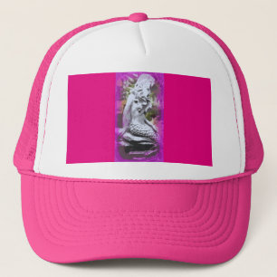 Camionero gorra de la sirena que se sienta
