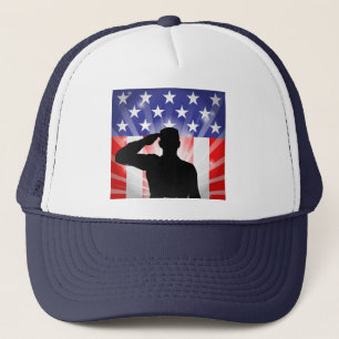 Camionero Soldado patriota saludando a Gorra de bandera esta