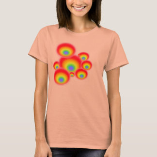 Camisa arcoíris destrozada