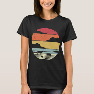 Camisa de animales de granja. Vaca retro, cerdo, p