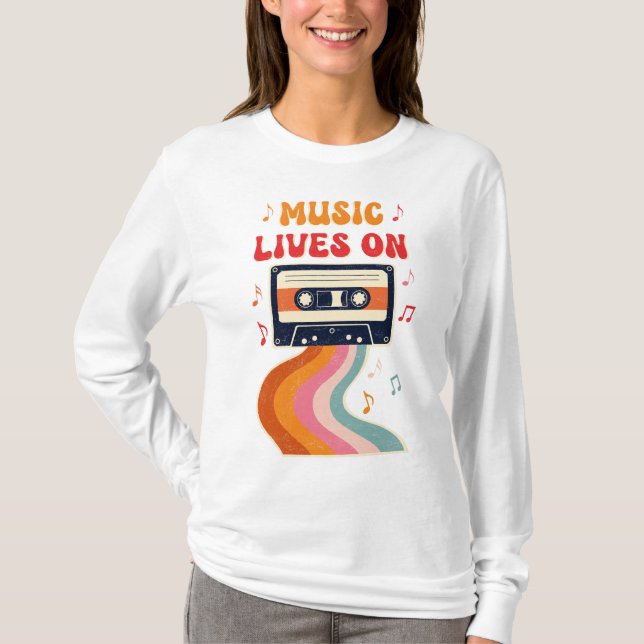Camisa De Cinta Retro Cassette - La Música Vive En (Anverso)