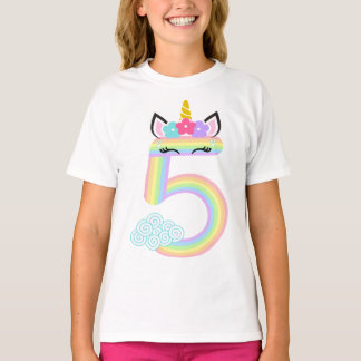 Camisa de cumpleaños cinco de Rainbow Unicorn