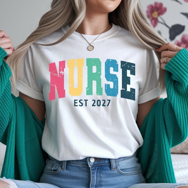 Camisa de graduación de escuela de enfermería, cam (nurse t-shirt, registered nurse t-shirt, nursing school t-shirt, nurse gift, rn t-shirt, nurse shirt)