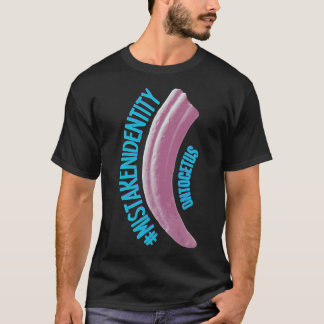 Camisa de identidad errónea