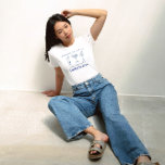 Camisa de la Bachelorette de Las Vegas para las da<br><div class="desc">¡Los camisetas modernos con temática de Las Vegas están a la altura de tu despedida de soltera! Estas elegantes camisetas de personalizable con temática vegana hacen perfectos regalos para las damas de novias. Cambia los colores, el nombre de la novia, el tipo de camisa, etc. ¡y hazlo tú mismo para...</div>