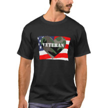 Camisa de los veteranos del corazón del camuflaje